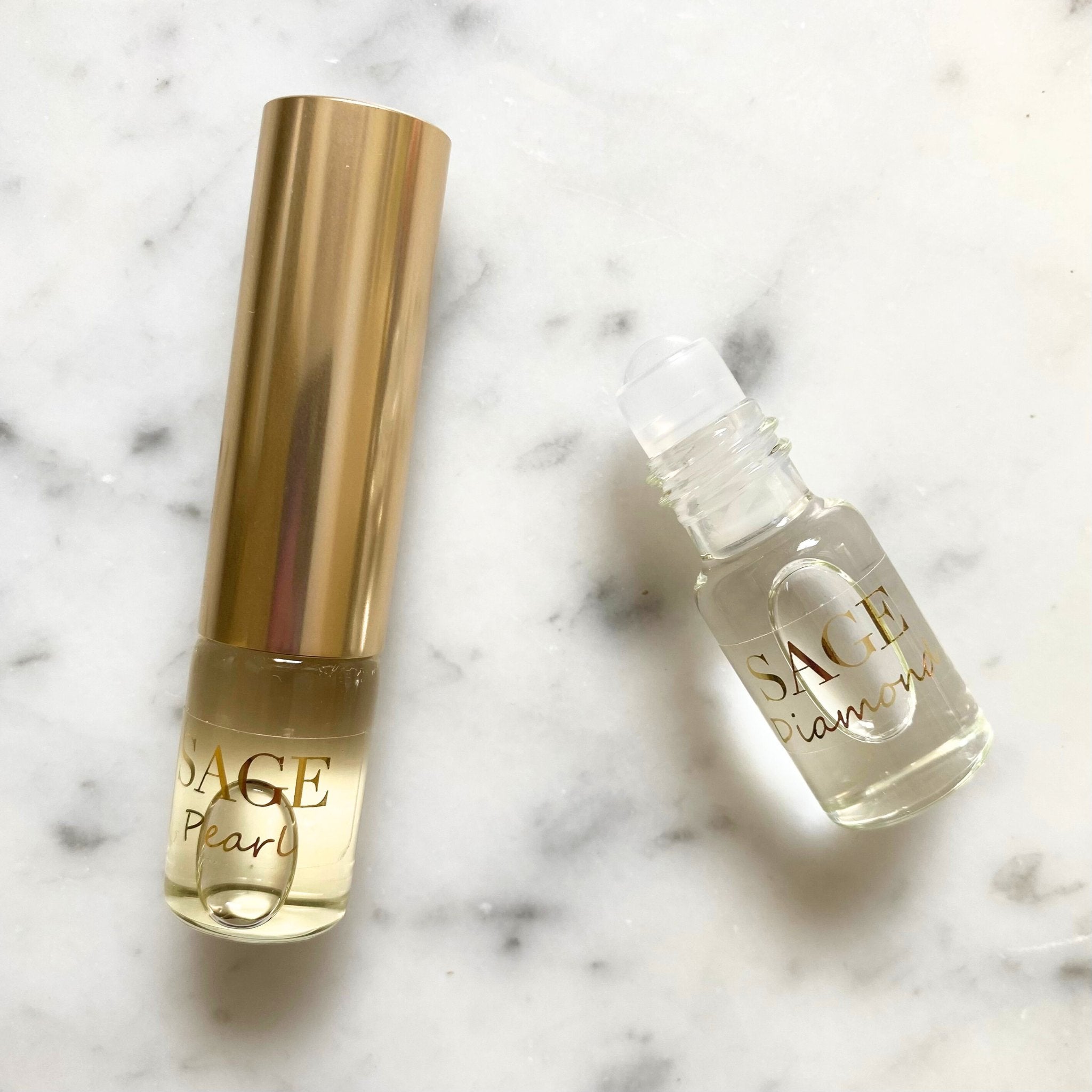Diamond & Pearl Organic 1/4 oz Eau de Toilette Dual Roll with cap off to show details