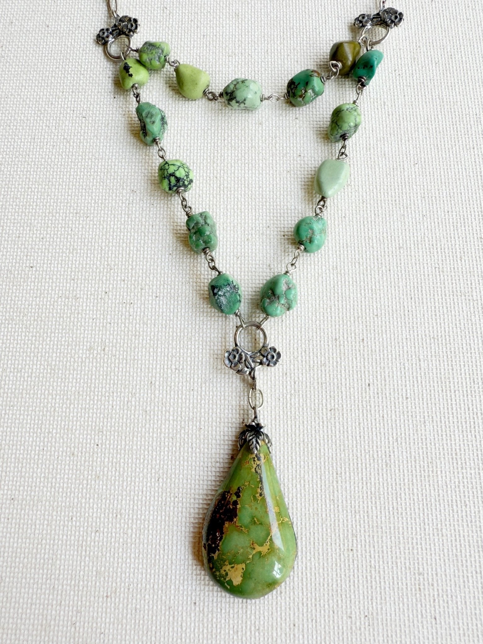 One of a Kind Vintage Arizona Turquoise, Sterling Silver and Gaspeite Necklace by Sage Machado - The Sage Lifestyle