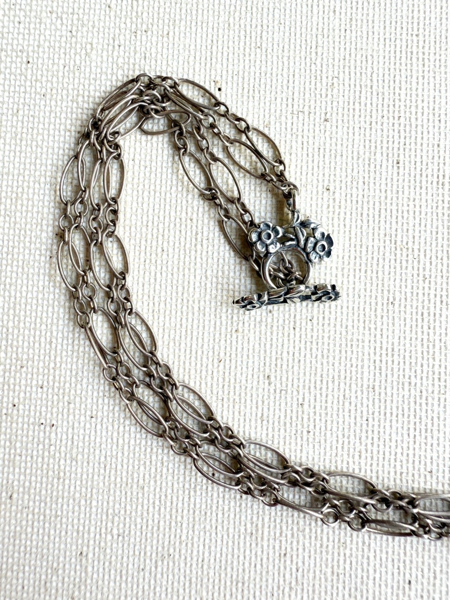 One of a Kind Vintage Arizona Turquoise, Sterling Silver and Gaspeite Necklace by Sage Machado - The Sage Lifestyle