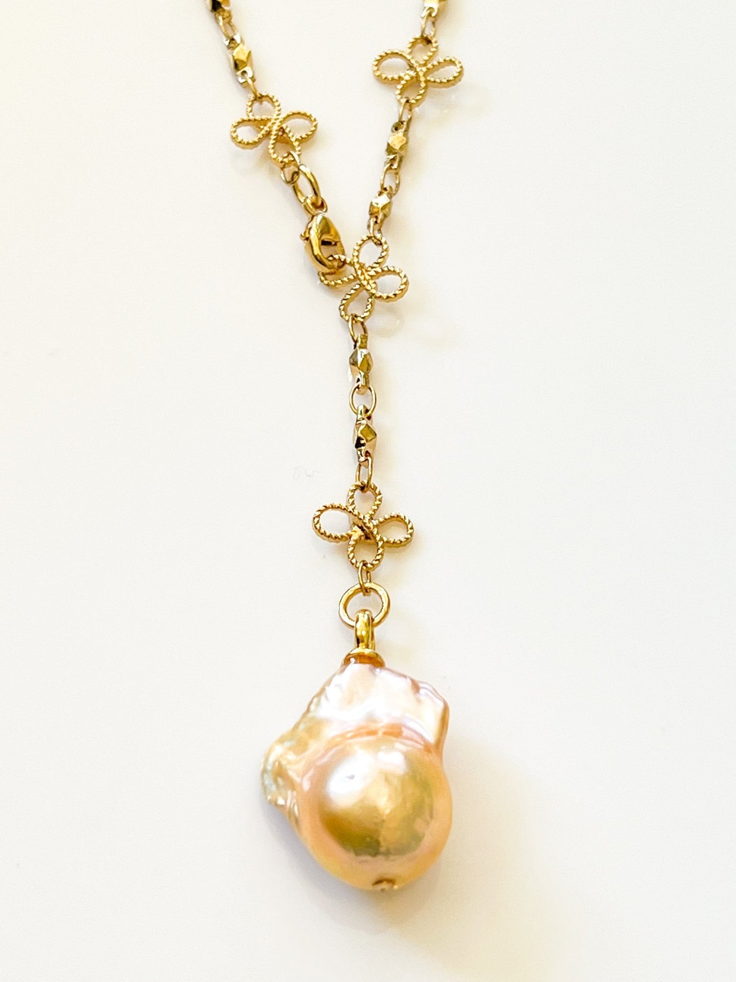 Peach Japanese Keshi Pearl Necklace on Gold Flower Chain by Sage Machado - The Sage Lifestyle
