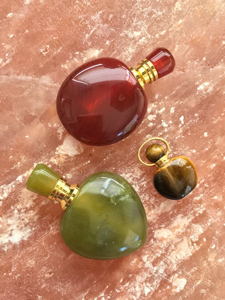 Tibetan Agate Angelina Gemstone Perfume Bottle Gold Necklace by Sage Machado - The Sage Lifestyle
